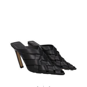 Bottega Veneta Black Woven Leather Heels